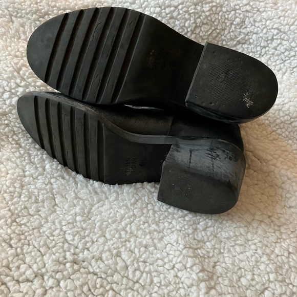 Adorable & comfy suede Eileen Fisher ankle boots - sz 7 🔥 LAST CHANCE! - Picture 6 of 7